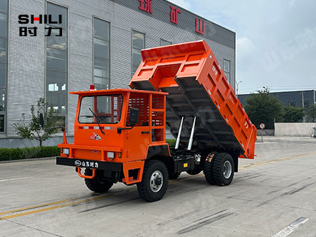  12噸井下運(yùn)輸車(四驅(qū)帶簡(jiǎn)易駕駛室)